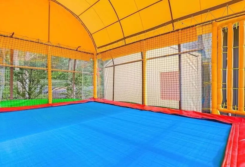 Majatalo Gapyeong Ddobagi Pet & Spa Glamping