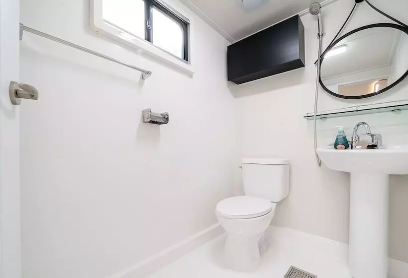 Majatalo Gapyeong Ddobagi Pet & Spa Glamping