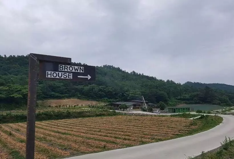 ペンション Jindo Brown Guest House