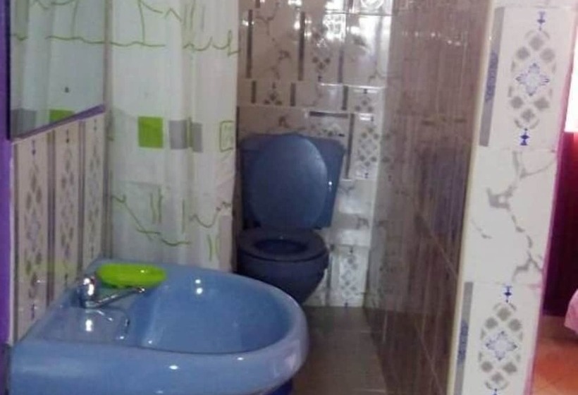 پانسیون Jopas Guest House