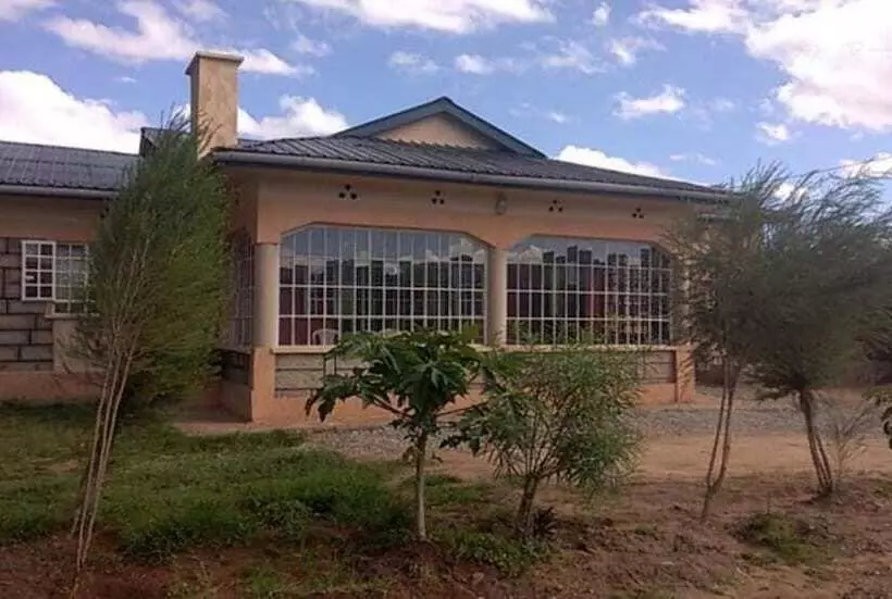 پانسیون Jopas Guest House