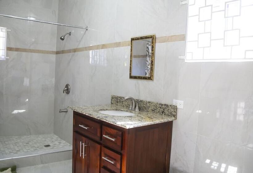 پانسیون Ocean View Terrace