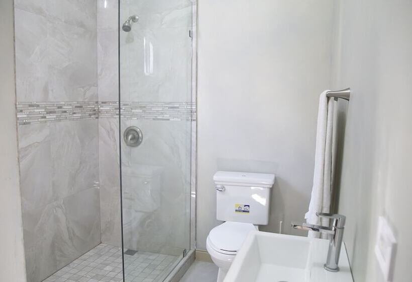 پانسیون Ocean View Terrace