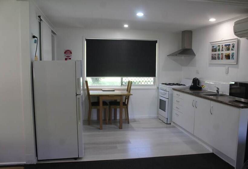 אתר נופש Big4 Breeze Holiday Parks   Carnarvon Gorge