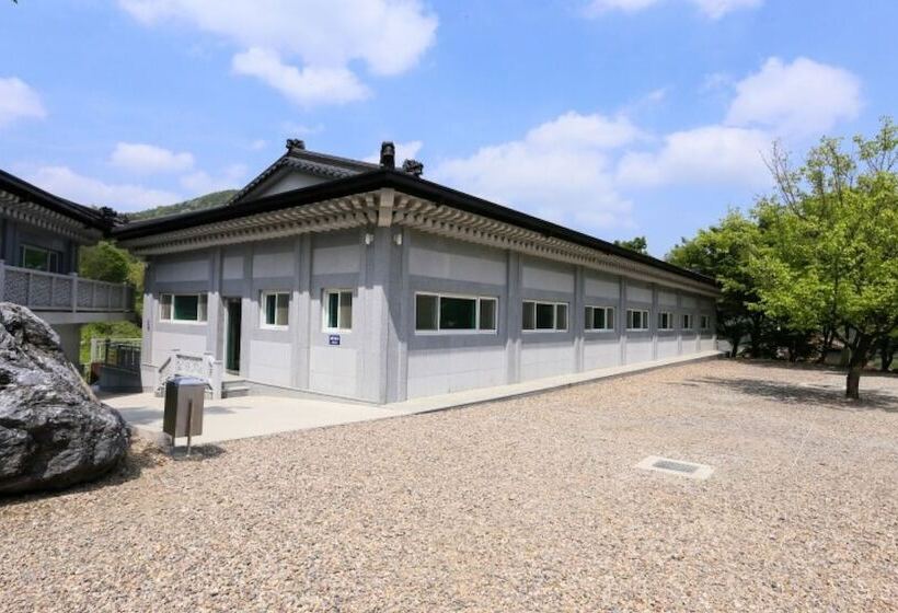 Seongju Gaya Hwangto Pension