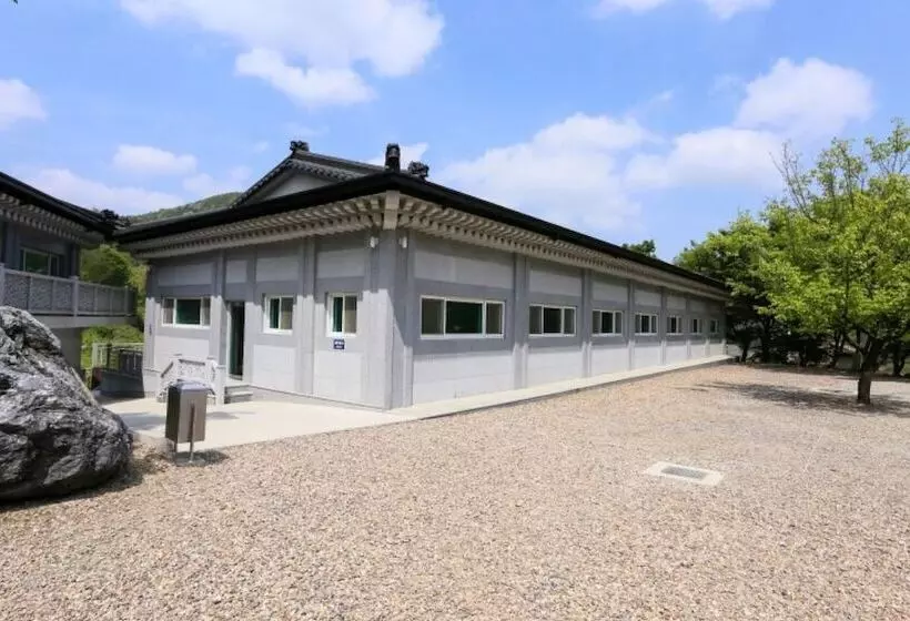 Seongju Gaya Hwangto Pension
