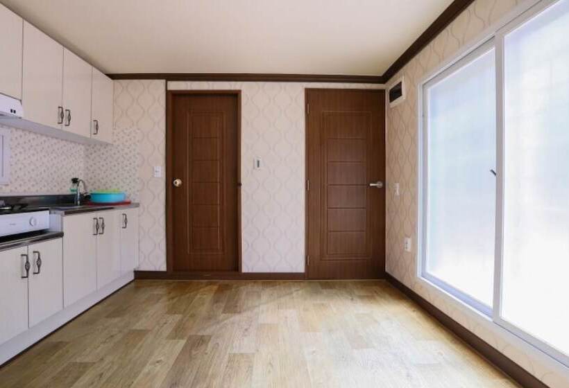 Seongju Gaya Hwangto Pension