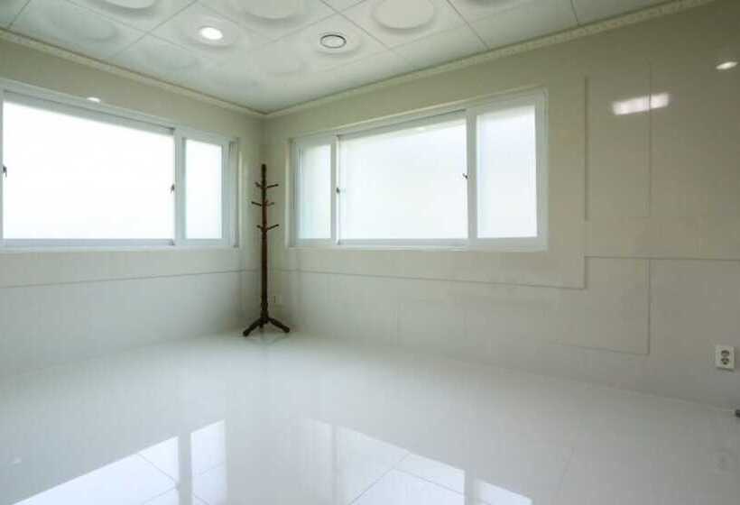 Seongju Gaya Hwangto Pension