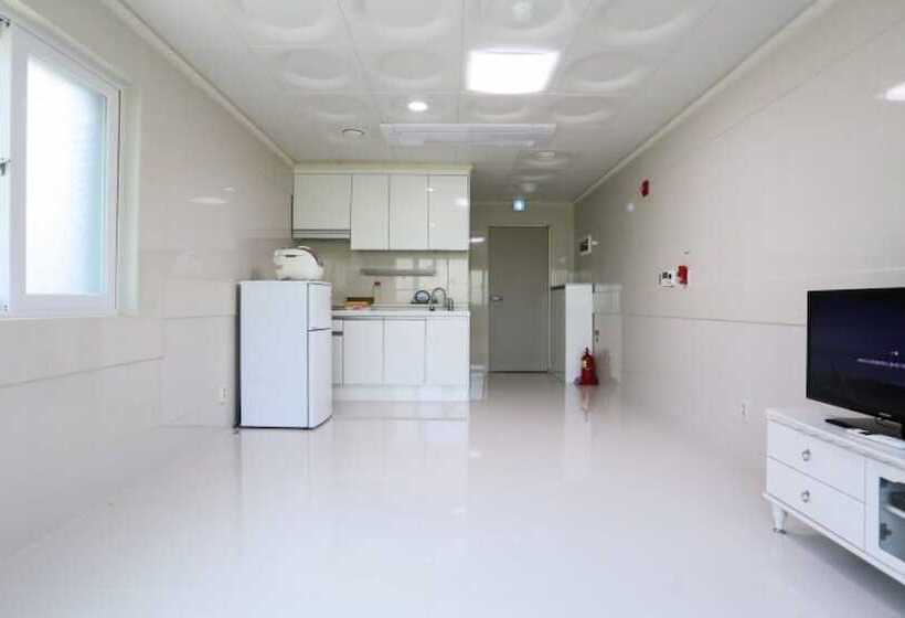 Seongju Gaya Hwangto Pension