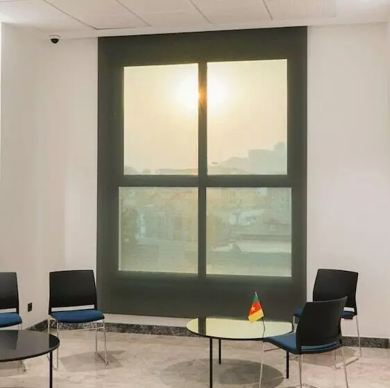 Star Land Hotel Bastos