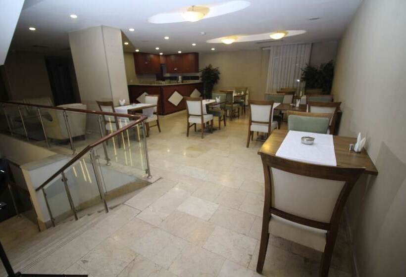 Vali Erdogan Konuk Evi Hitit Otel