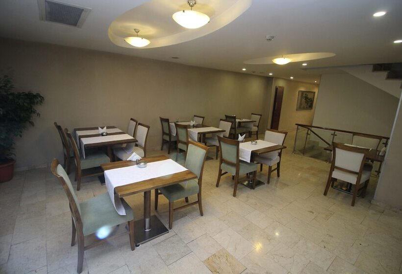 Vali Erdogan Konuk Evi Hitit Otel