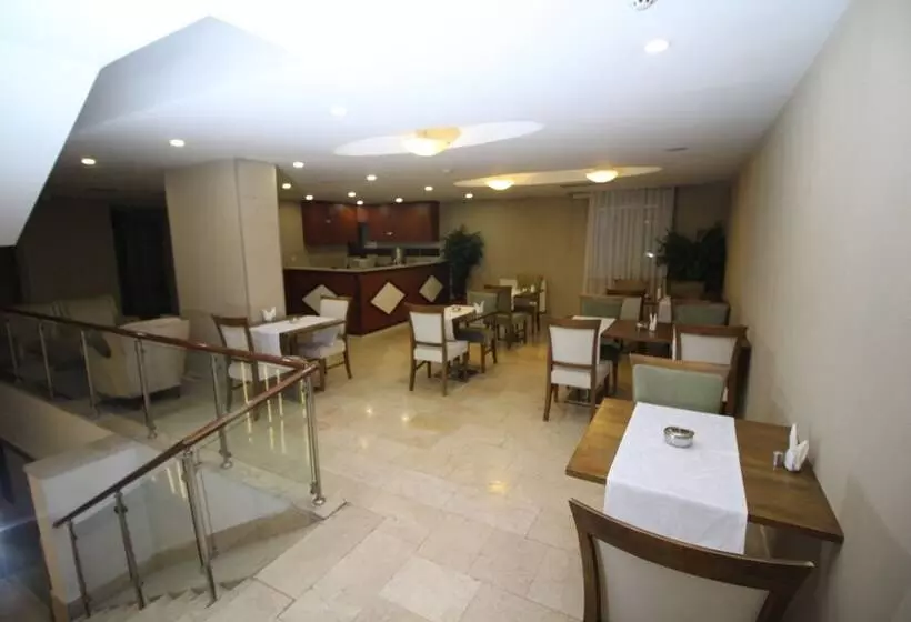 Vali Erdogan Konuk Evi Hitit Otel