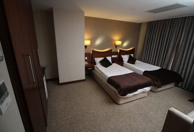 Vali Erdogan Konuk Evi Hitit Otel