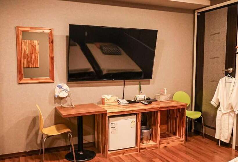 Yanggu Samhojang Motel