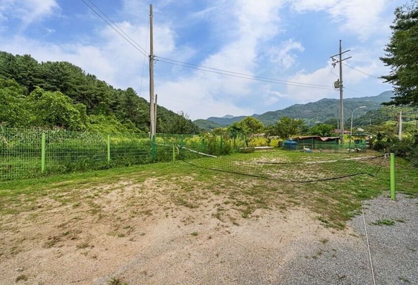 Yangpyeong Cheonnyeoncho Hanok Pension