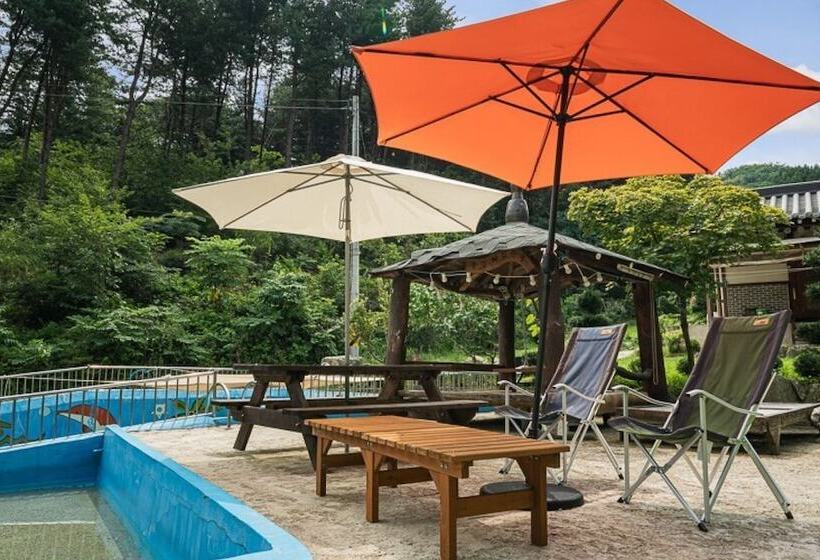 Yangpyeong Cheonnyeoncho Hanok Pension