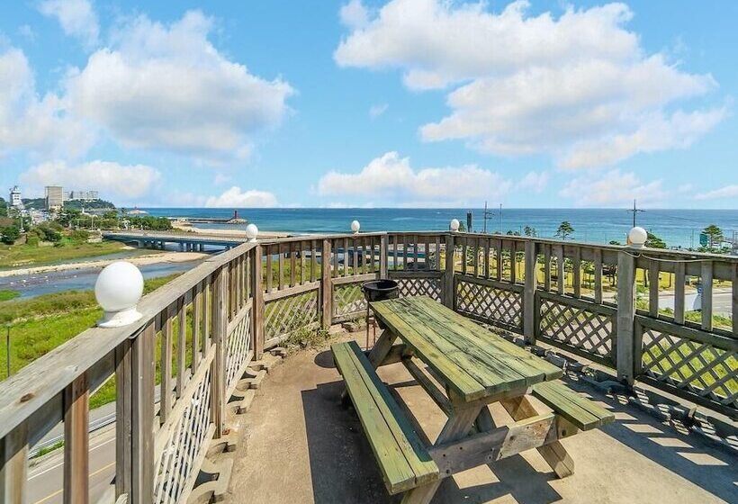 Yangyang Belitaruz Pension