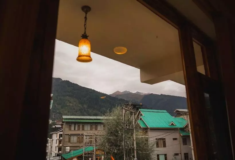 ユースホステル Hipostel Manali
