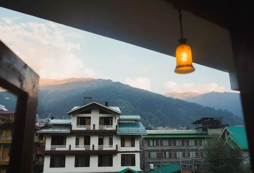 ユースホステル Hipostel Manali