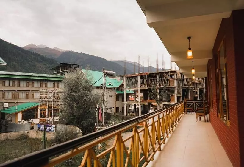 ユースホステル Hipostel Manali