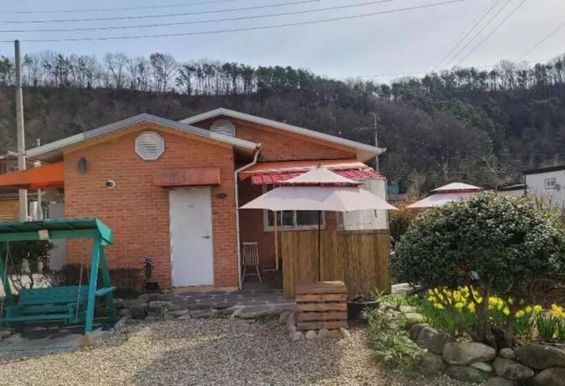 Damyang Lara 345 Pension