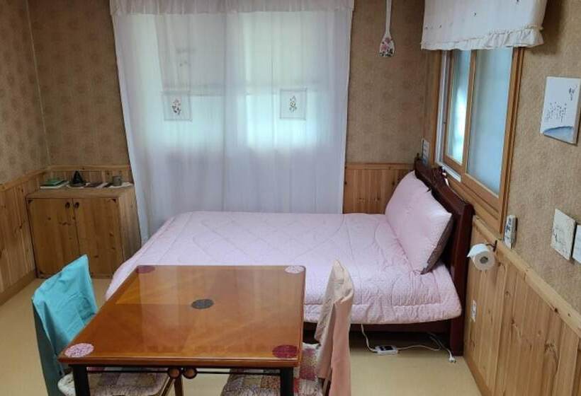 Damyang Lara 345 Pension