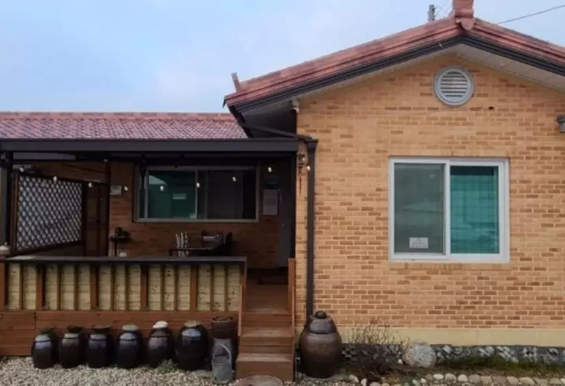 Damyang Lara 345 Pension