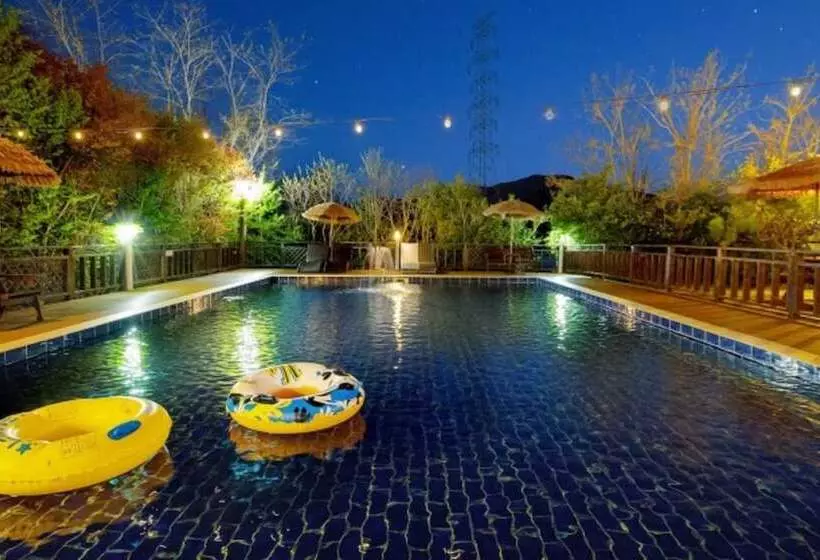 Damyang Petit Cadeau Pension