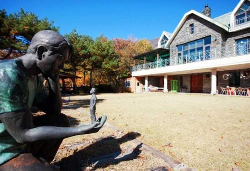 Gapyeong Edentia Pension