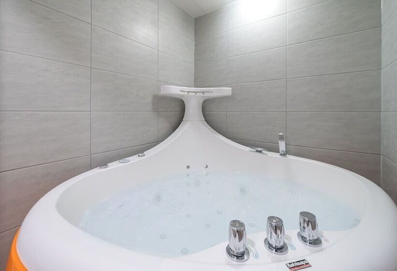 Gapyeong Nino Full Kids Pension