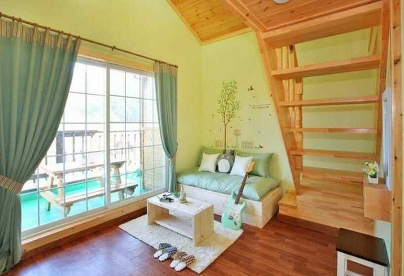 Gapyeong Yeowoobyeol Pension