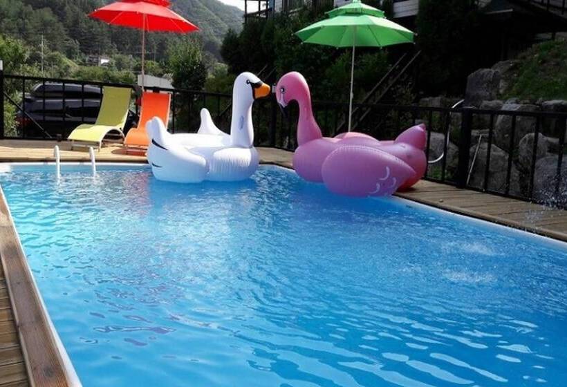 Gapyeong Yeowoobyeol Pension