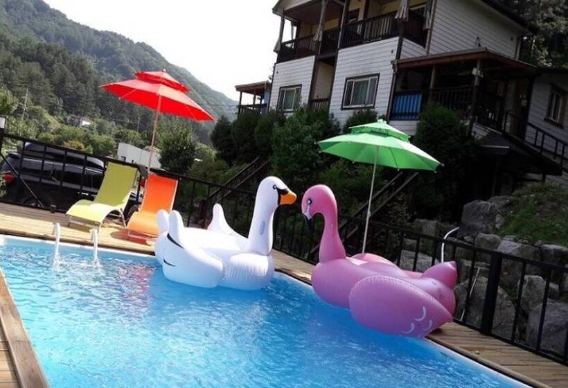 Gapyeong Yeowoobyeol Pension