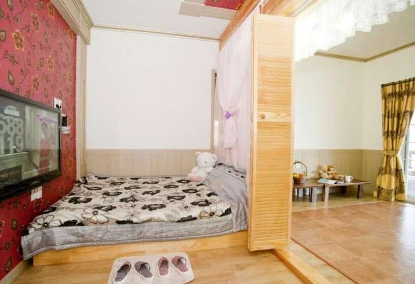 Gurye Jirisan A Wood Nymph Pension