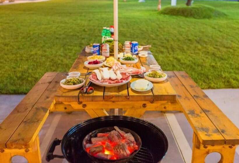 Gyeongju Yongjang Hanok Pension