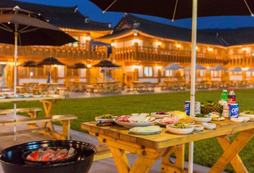 Gyeongju Yongjang Hanok Pension