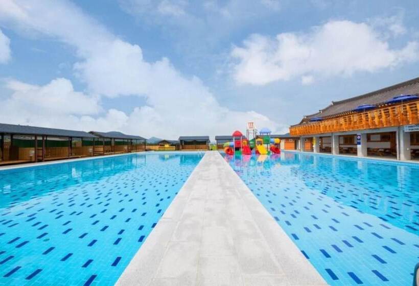 Gyeongju Yongjang Hanok Pension