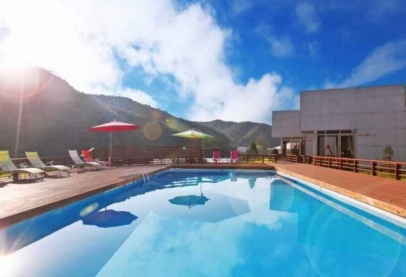 Hongcheon Village 736 Pension