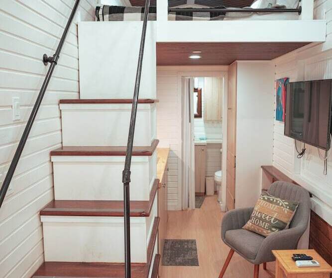 בית מלון כפרי Camptel Poconos Tiny Homes