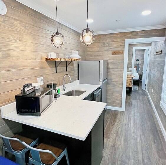 בית מלון כפרי Camptel Poconos Tiny Homes