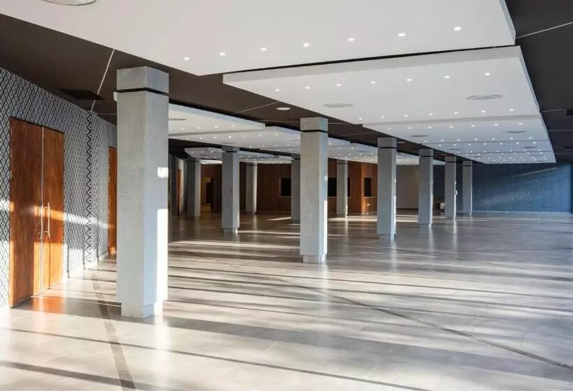 هتل Ciêla, Lusaka, A Tribute Portfolio Resort And Spa