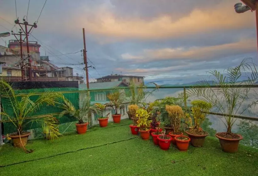 هتل Goroomgo Neerala Dreams Darjeeling