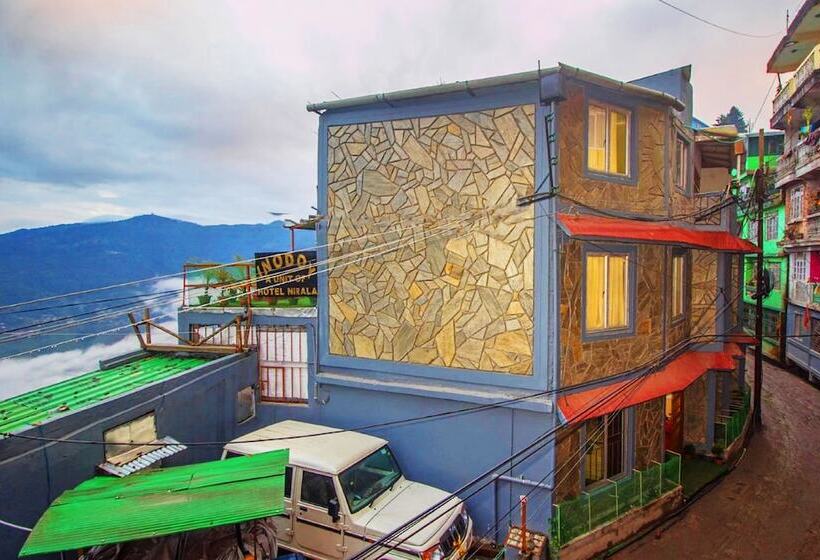Hotel Goroomgo Neerala Dreams Darjeeling