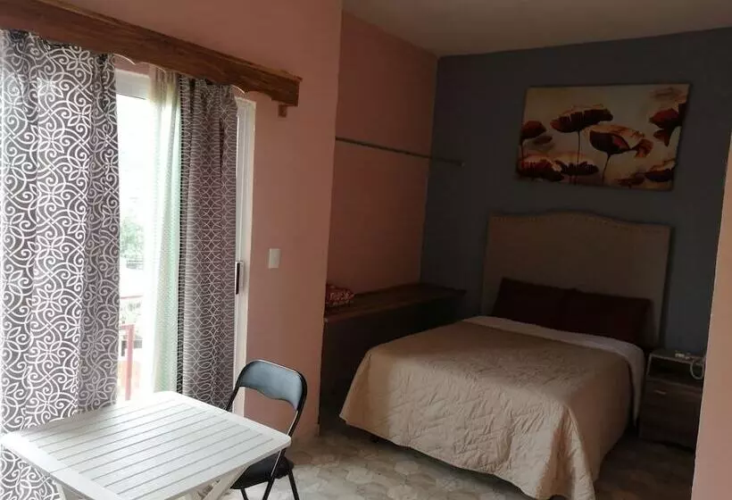ホテル Hostal Quinta Real Del Valle