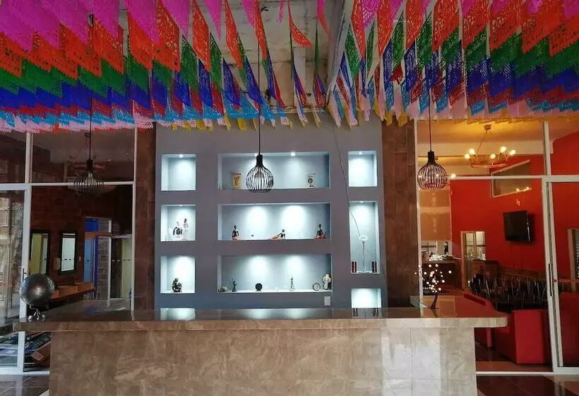 ホテル Hostal Quinta Real Del Valle