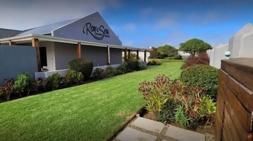 ホテル Rox And Sea Country Lodge