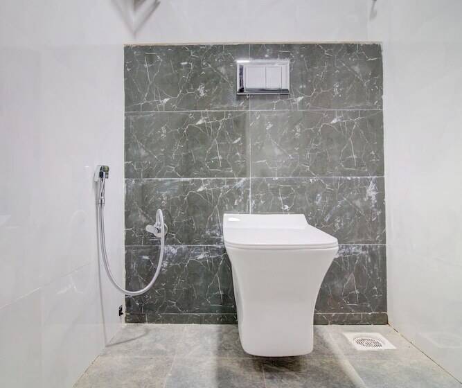 Hotel Samaira Residency