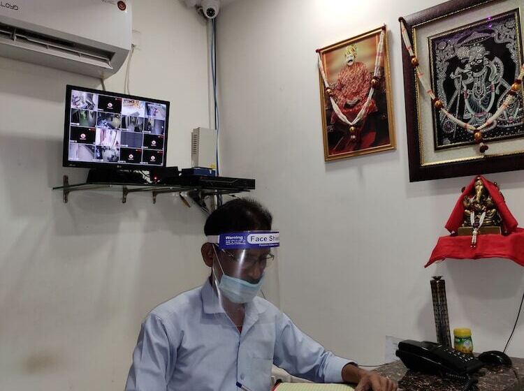 酒店 Vinayak Palace Hoshangabad