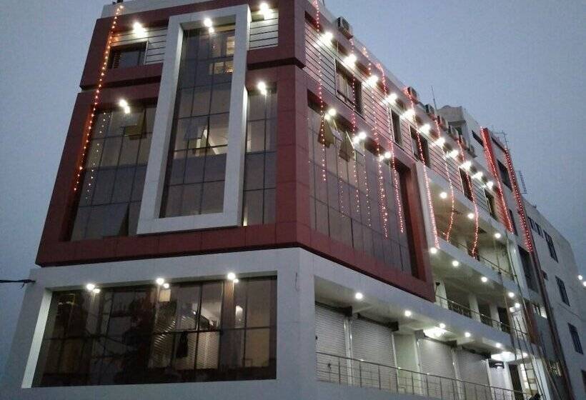 酒店 Vinayak Palace Hoshangabad